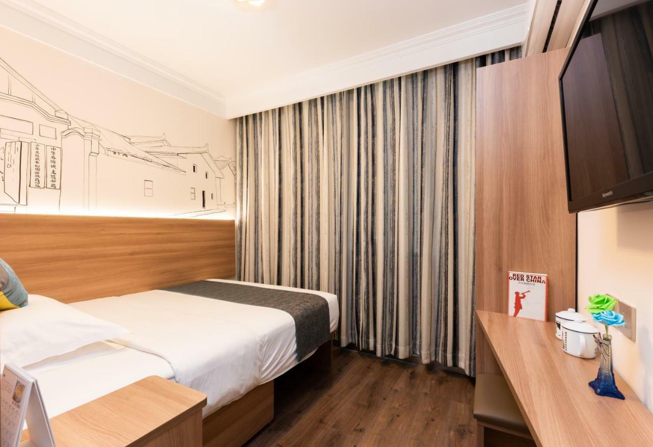Zhong An Hotel Beijing Former Residence Of Journalist Edgar Snow -Free Laundry Service,Free Freshly Ground Coffee,Provide Tourism And Ticketing Service ,English Service ,Near Tian'Anmen Forbidden City,Wangfujing Walking Street Kültér fotó
